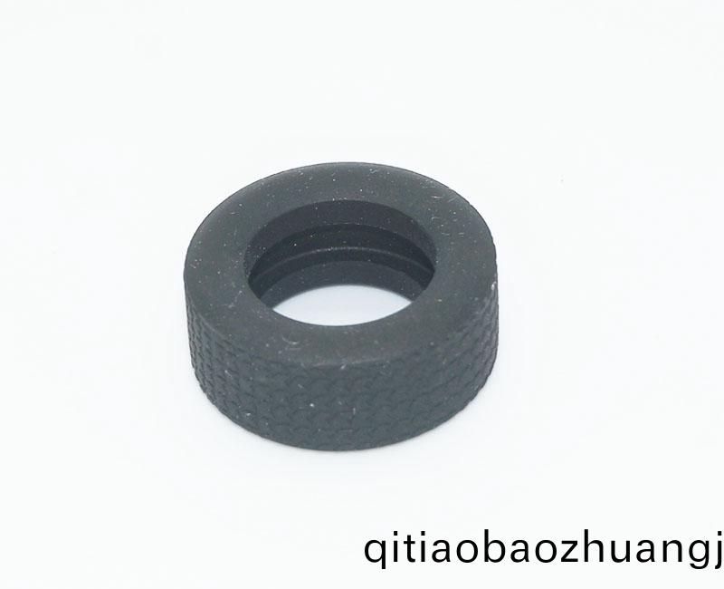 天(tian)然橡膠輪胎-X4318